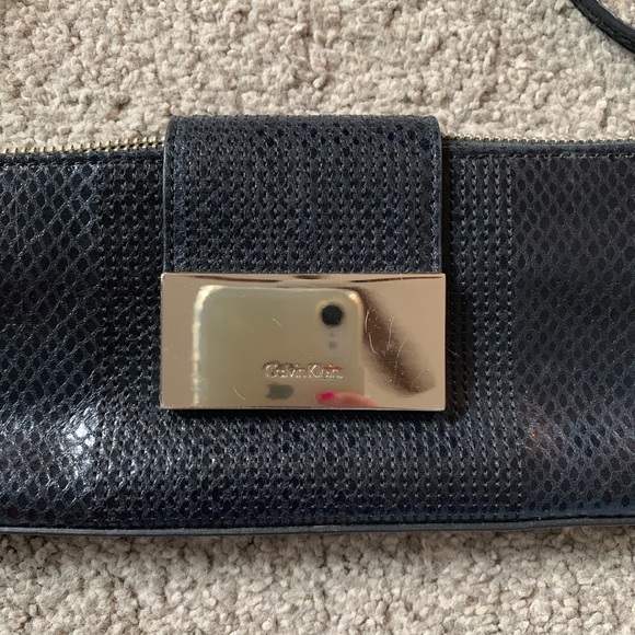 Calvin Klein purse - Picture 3 of 7
